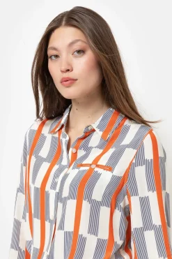 Flash Sale Ecru Damesblouse Met Blauwe Strepen Dames Blouses