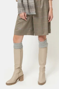 Flash Sale Hoge Beige Dameslaarzen Met Een Blokhak Dames Schoenen